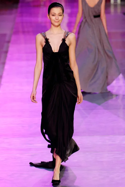 Look 37